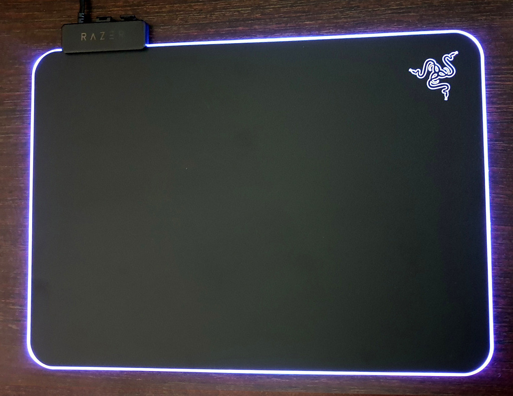 Review de la alfombrilla Razer Firefly V2
