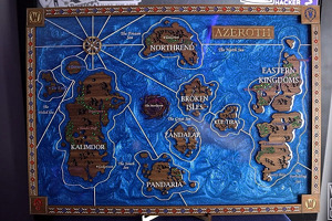 Mapa de Azeroth en madera y resina