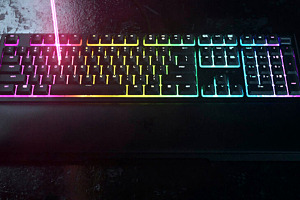 Review del teclado Razer Ornata V2