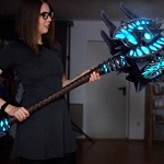 Recreación del martillo de Bolvar por KamuiCosplay