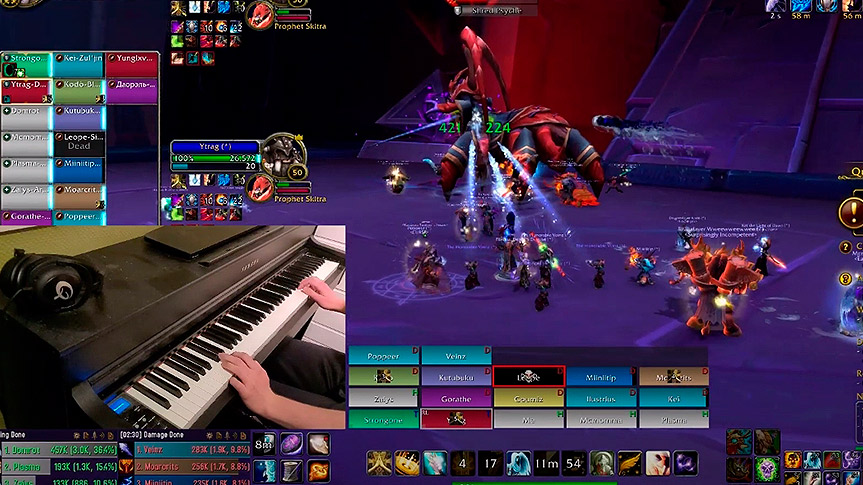 Jugando al WoW con un piano o una batería eléctrica