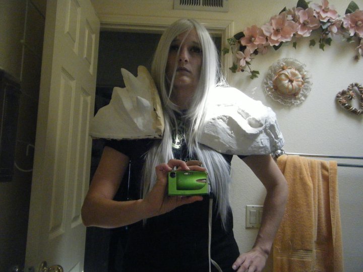 Cosplay femenino de Arthas, Rey Exánime por Vash Fanatic Cosplay femenino de Arthas, Rey Exánime por Vash Fanatic