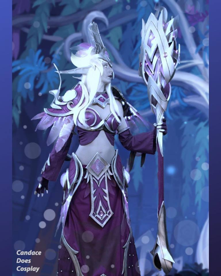 Cosplay de Elfa Nocheterna con su Armadura Dinástica por Candace Cosplay de Elfa Nocheterna con su Armadura Dinástica por Candace