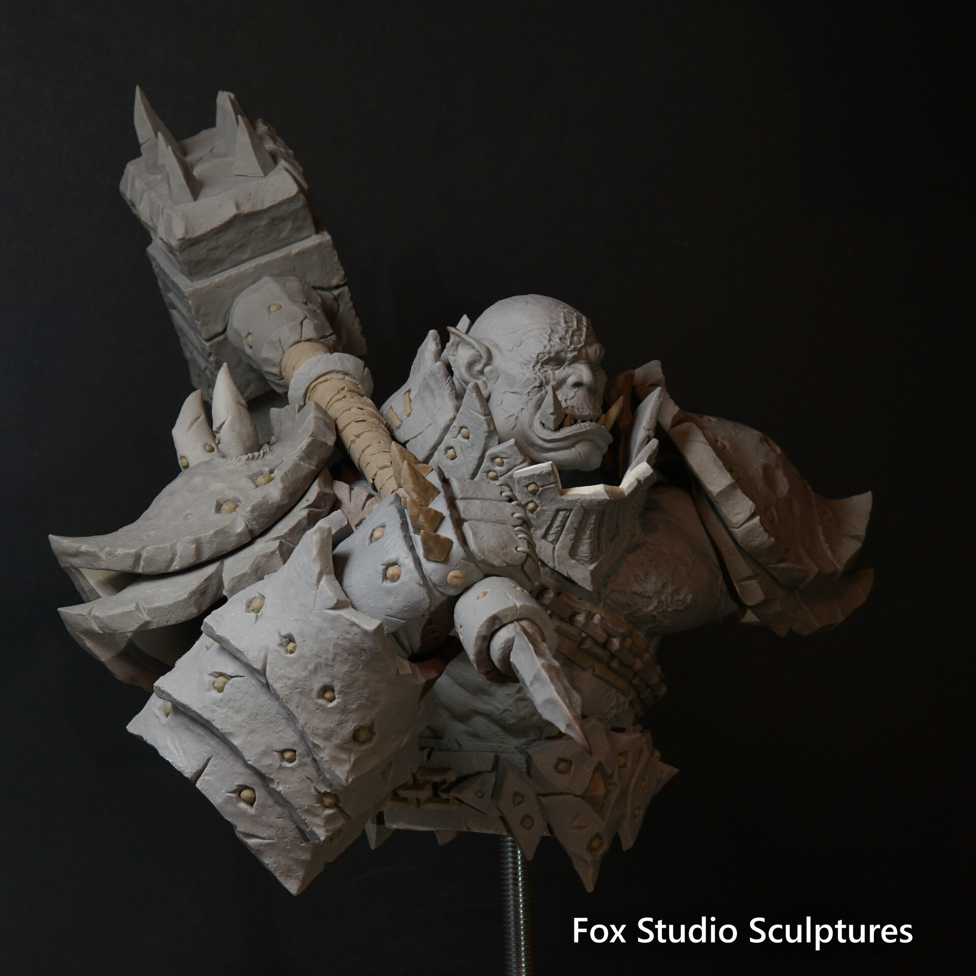 Escultura de Puño Negro hecha a mano Escultura de Puño Negro hecha a mano