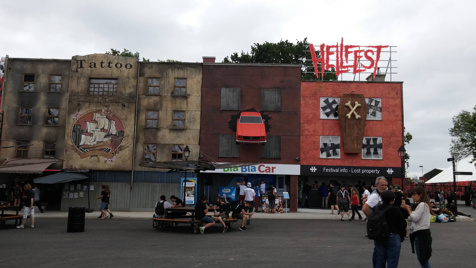 Resumen Hellfest 2015 día 0 por WowChakra Resumen Hellfest 2015 día 0 por WowChakra
