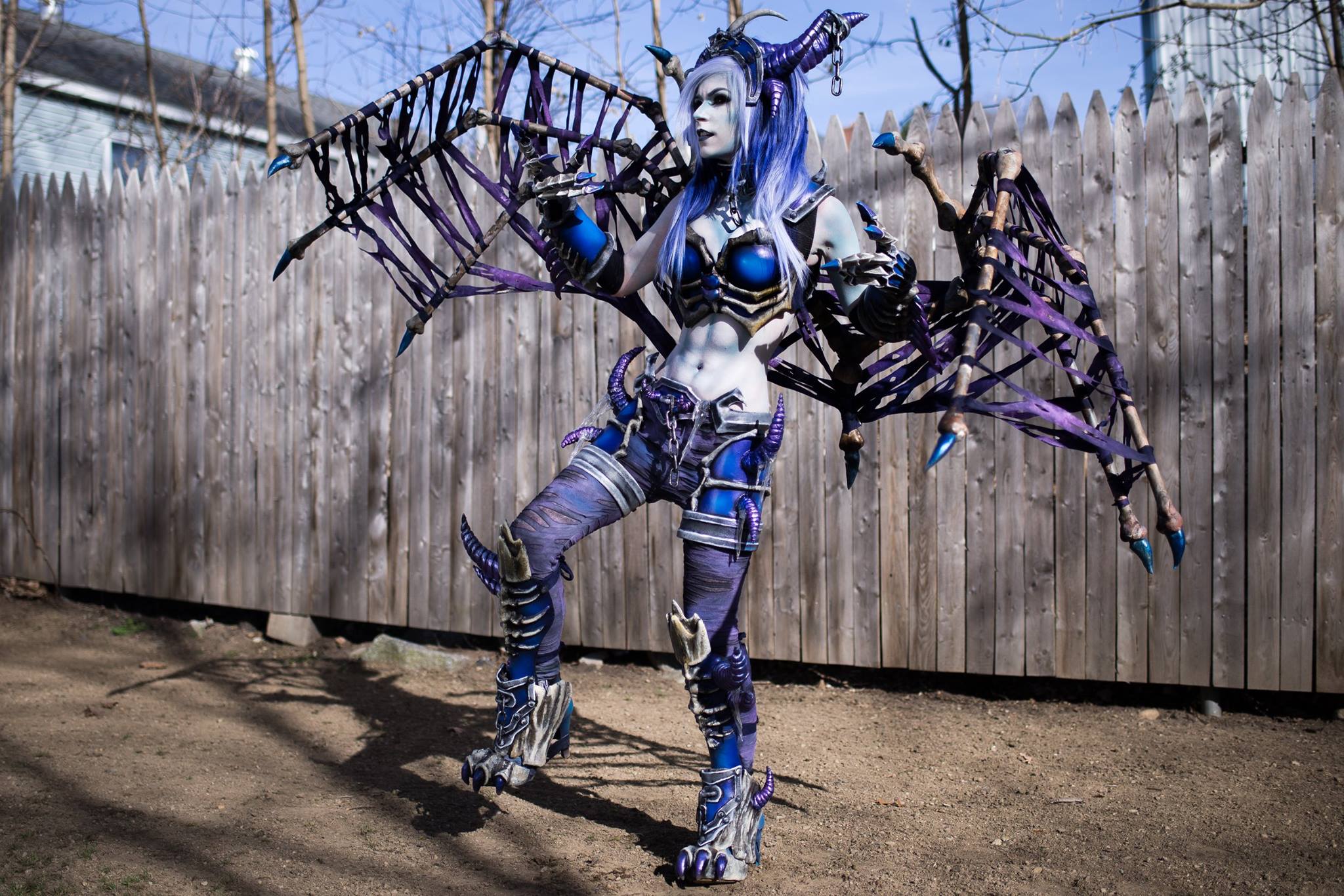 Cosplay de Sindragosa en forma humana por Danielle Cosplay Cosplay de Sindragosa en forma humana por Danielle Cosplay