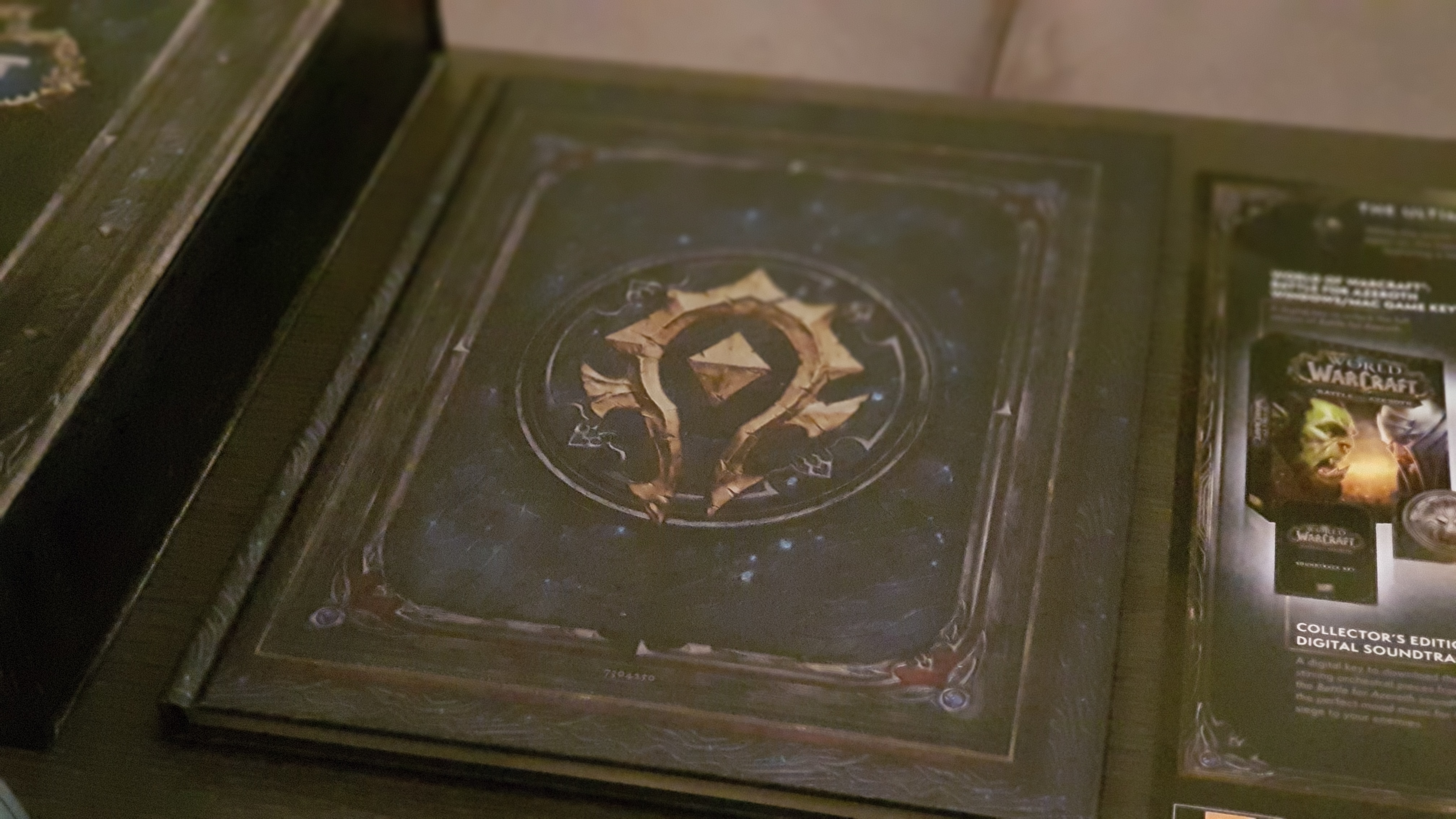 Unboxing de la Edición Coleccionista de Battle for Azeroth | Patrocinado por Blizzard Unboxing de la Edición Coleccionista de Battle for Azeroth | Patrocinado por Blizzard